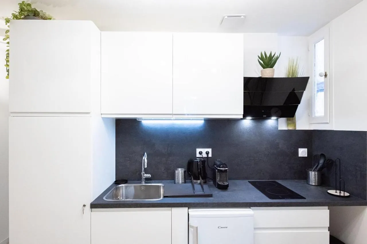 La Suite Saint Georges - Beau Studio Cosy Et Design A 5 Mn Metro Vieux Lyon 0*,